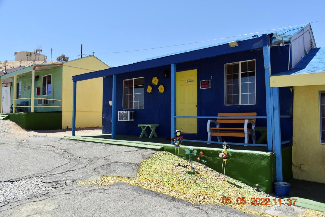 9 Palms Inn Twentynine Palms Dış mekan fotoğraf